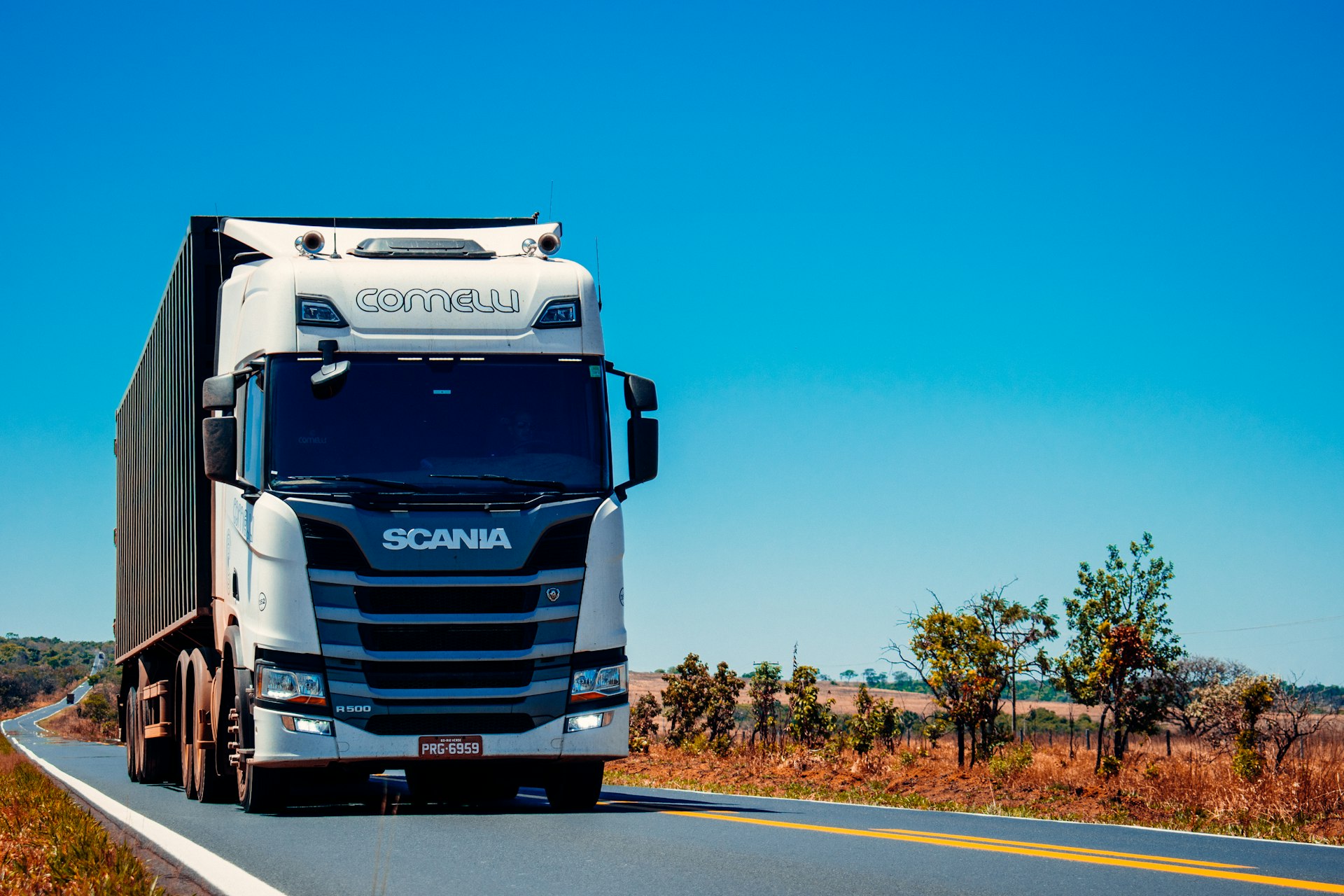 Container truck for inland transport